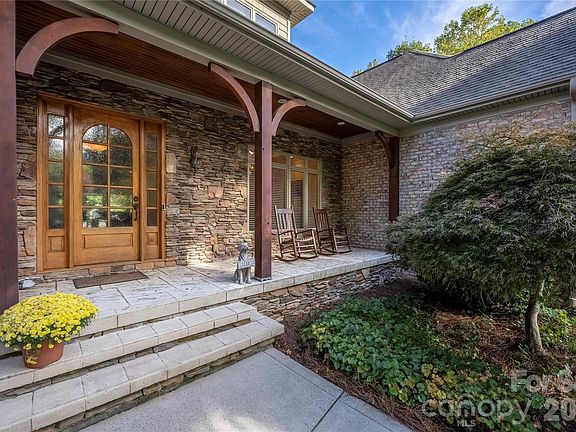 3rd image of 3946 Lake Spring Cove Ct