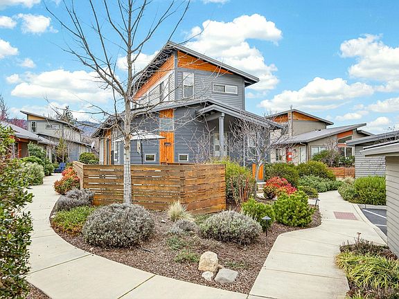 5th image of 100 Dunn Cir