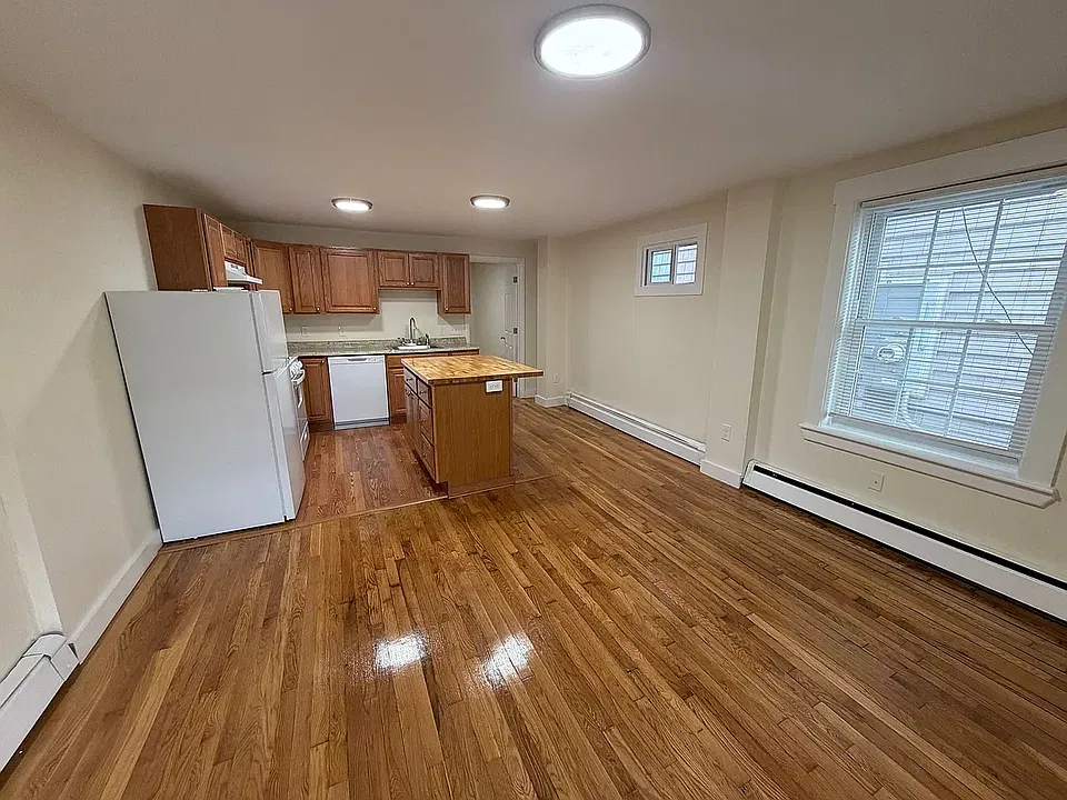 286 Beacon St #C