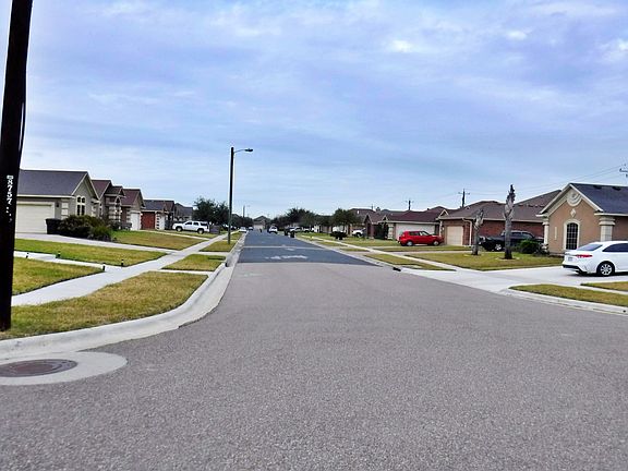 5th image of 3721 Berkeley Dr