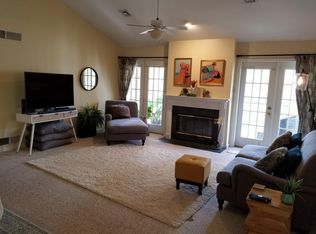 38 Glasgow Ct, Hershey, PA 17033