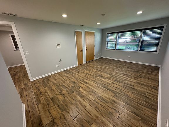 3rd image of 5835 W Lawrence Ave #G