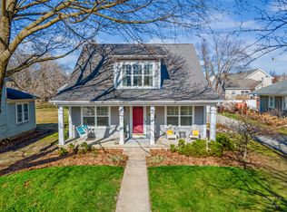 180 W Crystal Lake Ave, Crystal Lake, IL 60014