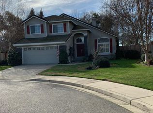 298 Kern Creek Way, Oakdale, CA