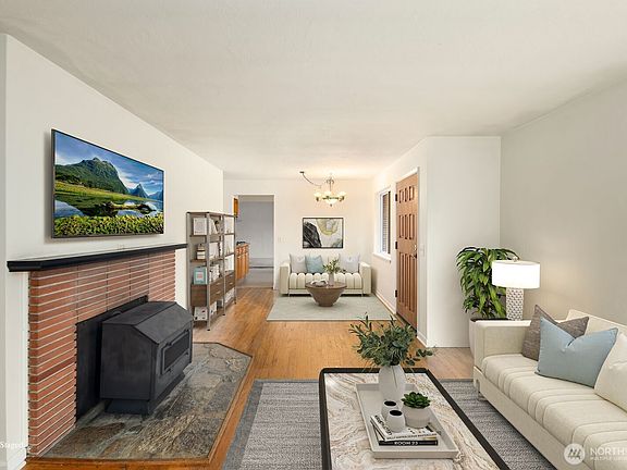 4th image of 2108 E 24th Street