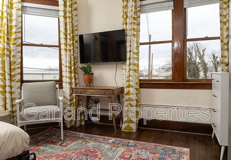 829 Salem Ave SW #4 — Photo 4