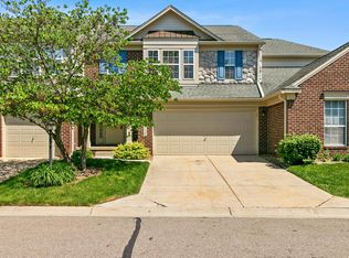 49126 Hawksburry Rd, Canton, MI 48188