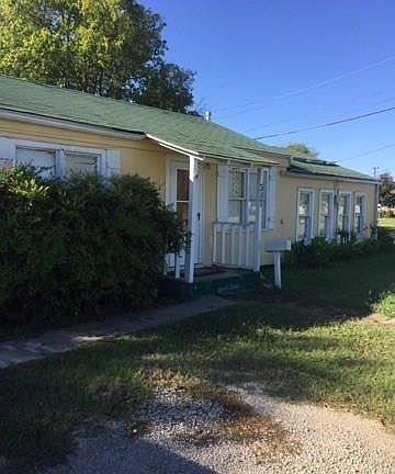 2nd image of 317 W McLeroy Blvd