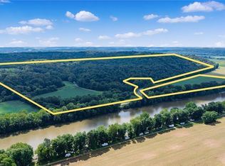 10200 N River Rd, Dresden, OH 43821