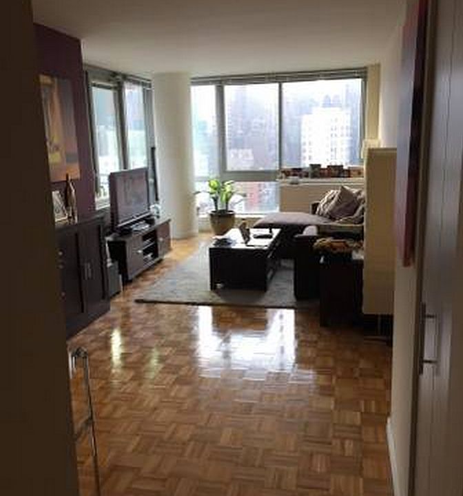 1st image of 455 W 37th St APT 1508