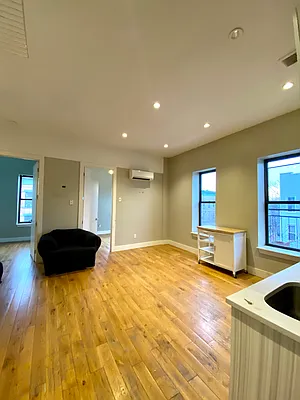 Rented by Nooklyn NYC LLC | media 15
