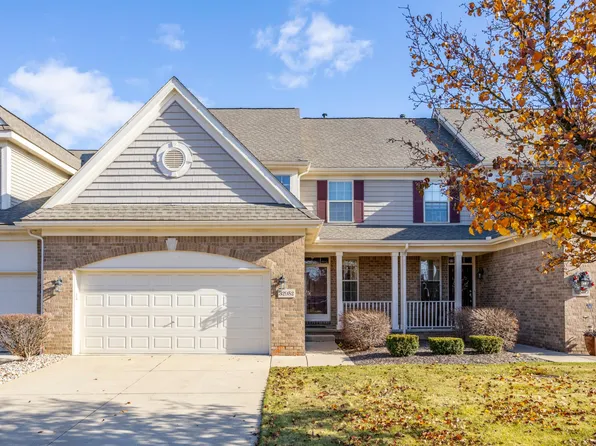 32952 Brookside Cir #54, Livonia, MI 48152