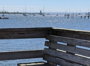 350 Grovers Ave UNIT 7C, Bridgeport, CT 06605