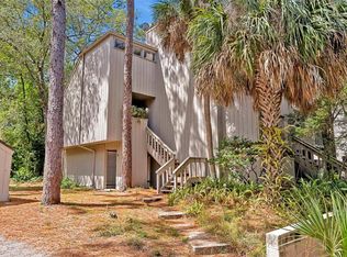 210 Crown Oaks Way #210, Longwood, FL 32779