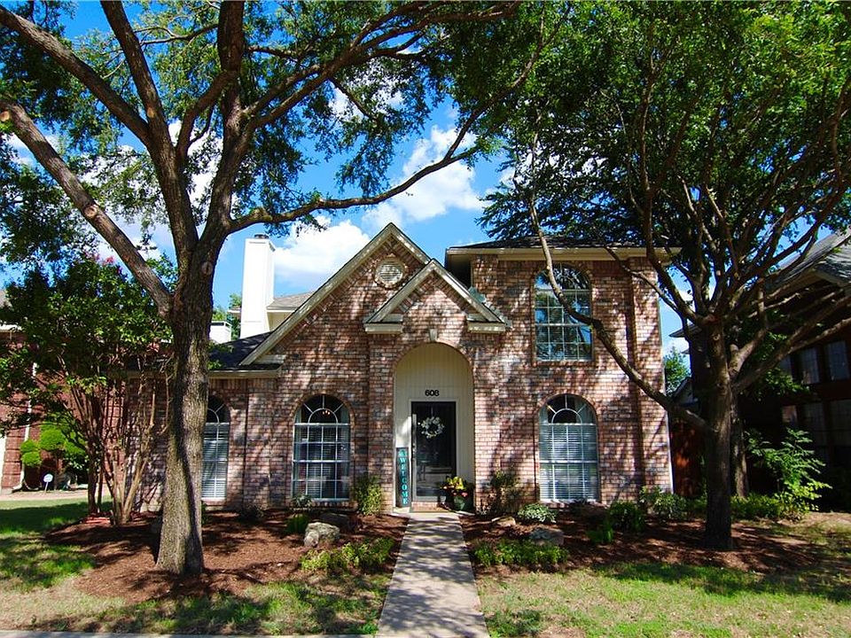 1st image of 608 Ashford Dr
