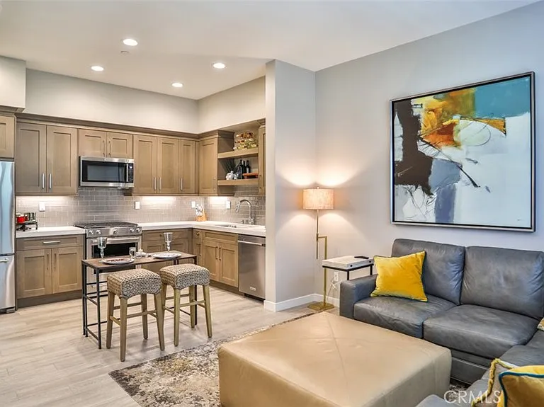 876 Doheny Way — Photo 12