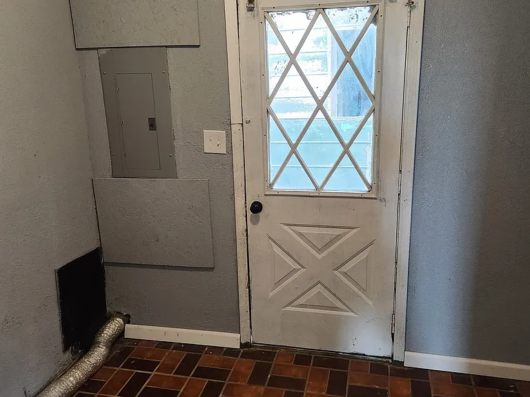 559 Ben Travis Rd — Photo 7