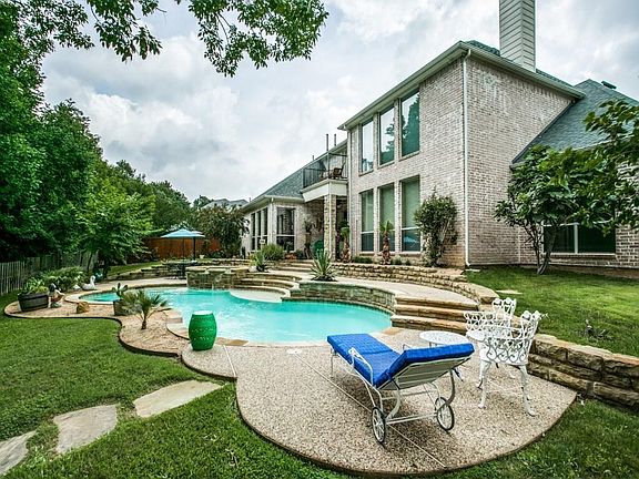 5th image of 3901 Wild Oak Cir