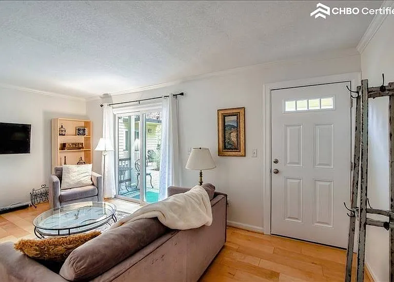 Front door area - interior