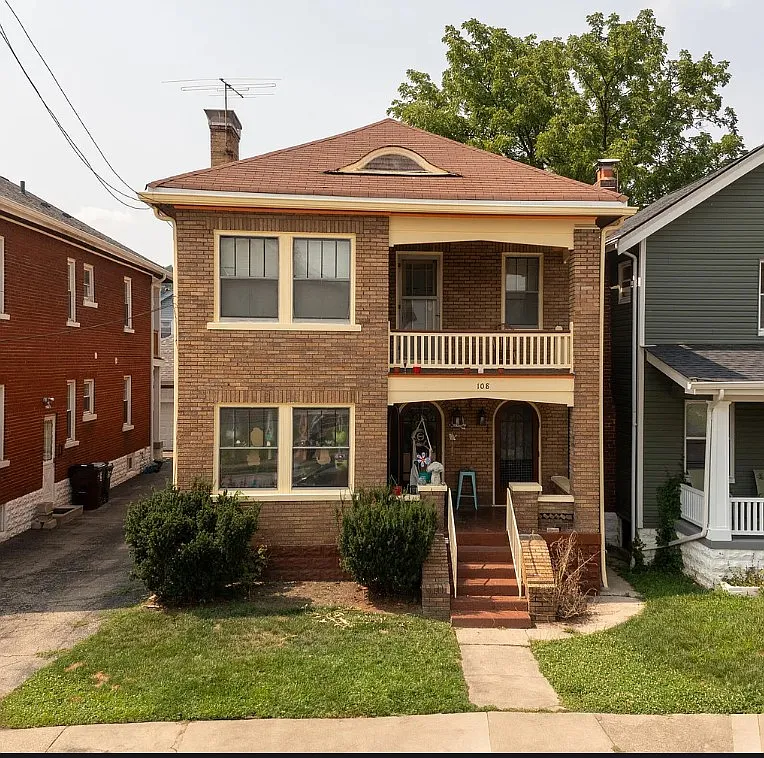 2 bed, 1100 sqft, $1,400 — Photo 1