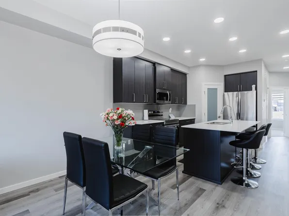 343 Edgemont Dr NW, Edmonton, AB T6M 1S2
