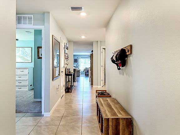 4th image of 10823 Norman Pl