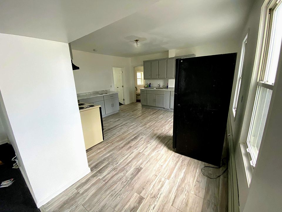 1st image of 181 Belleville Ave APT 2
