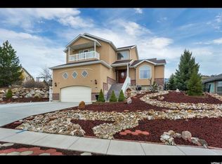8630 W Equinox Cir, Copperton, UT 84006