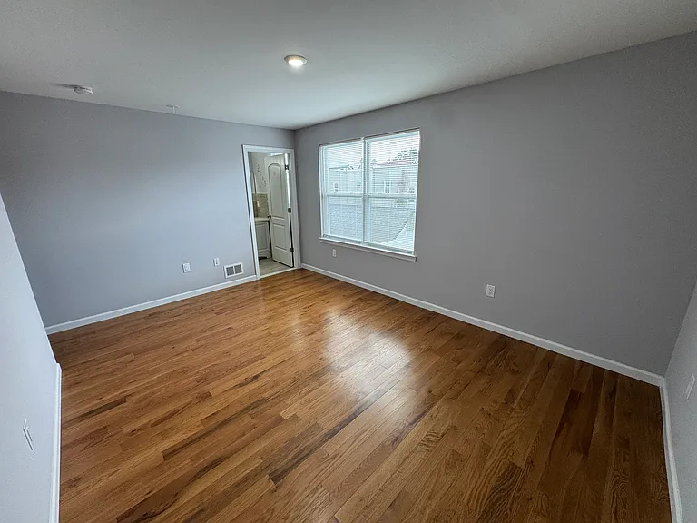 301 N 13th St #1 — Photo 26