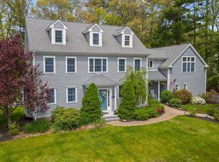 97 Watch Hill Dr, Scituate, MA 02066
