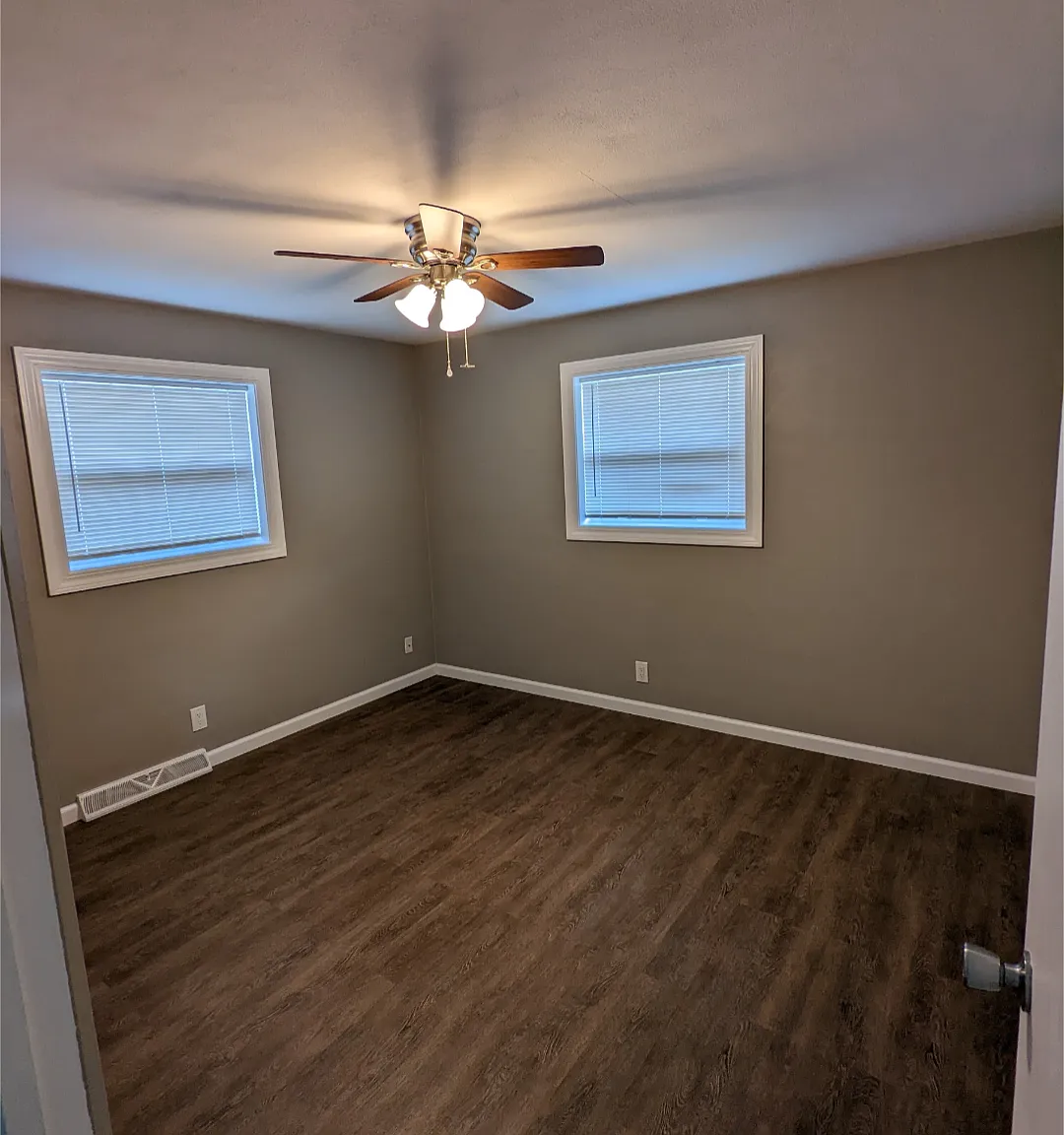 2 bed, 1040 sqft, $1,650 — Photo 4