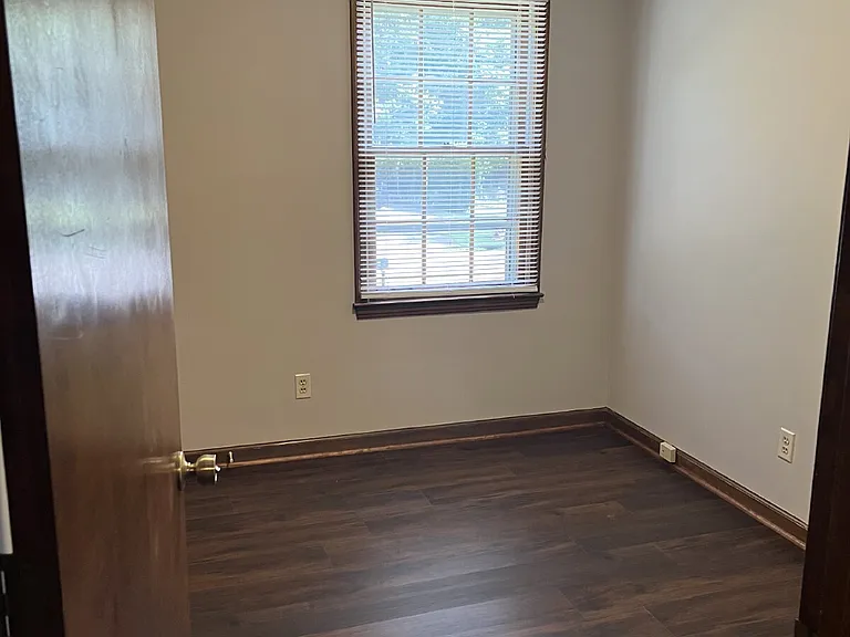 874 Norwalk Dr — Photo 16