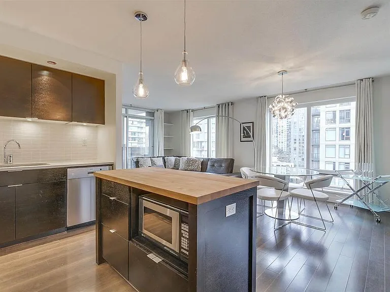 1055 Homer St #1405 — Photo 5