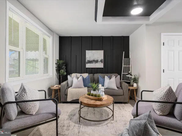 1020 Wicklow Rd, Baltimore, MD 21229