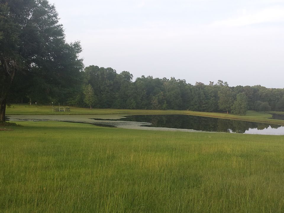1st image of Deer Lakes