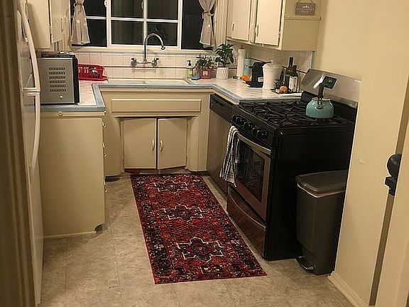 5th image of 1226 25th St APT B