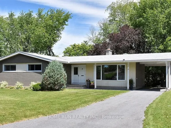 14 Greenwich Ave, Ottawa, ON K2E 5E6