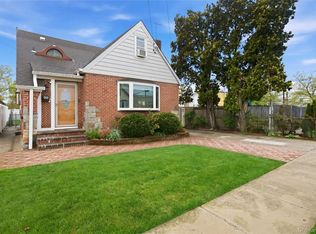 969 Gabriel Avenue, Franklin Square, NY 11010
