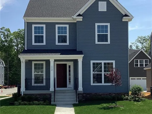 112 Legacy Blvd, Poquoson, VA 23662
