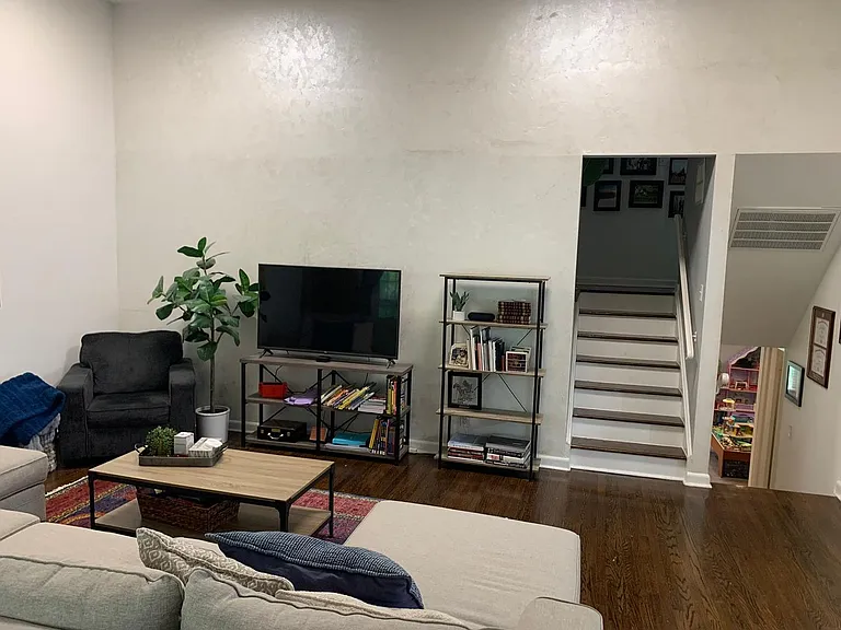 305 Garwood Pl — Photo 15