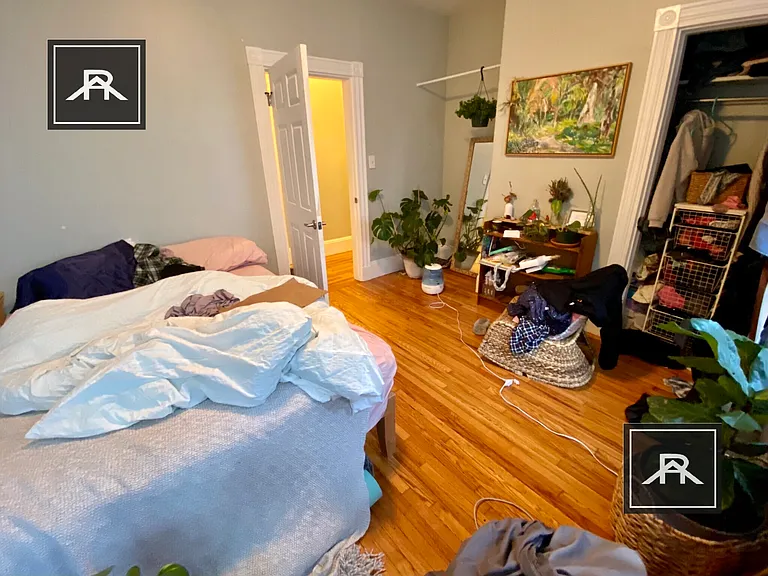 5 Oswald St #2 — Photo 7