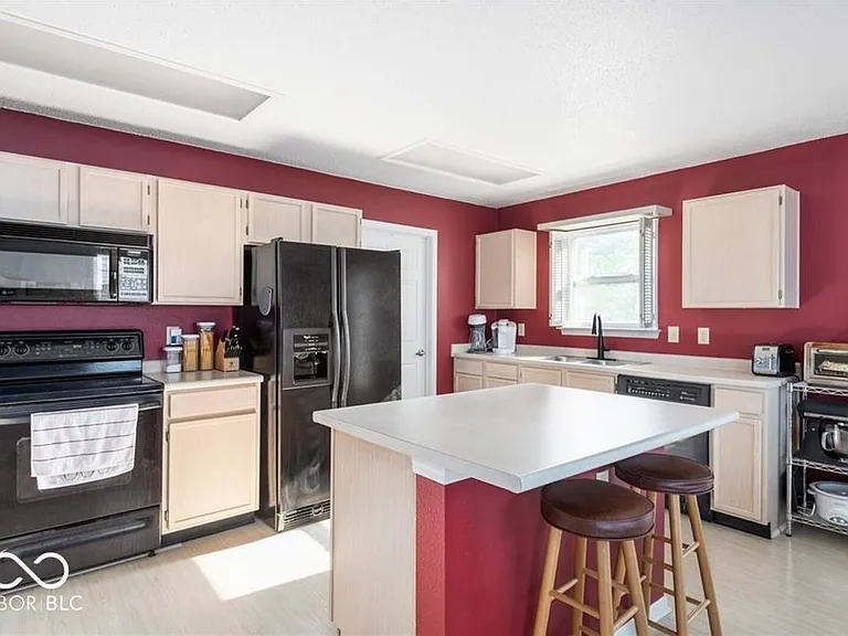 14277 Orange Blossom Trl — Photo 8
