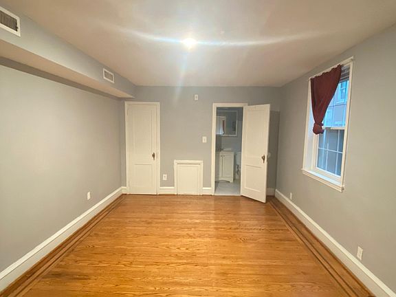 2nd image of 333 Pine St #1R