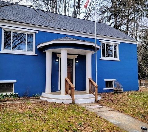 2nd image of 246 Spring Hill Rd