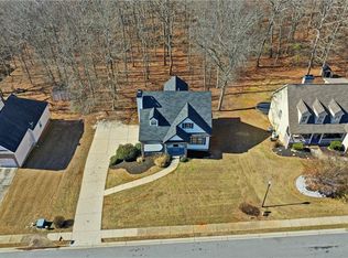 5975 Windsorcreek Dr, Douglasville, GA 30135