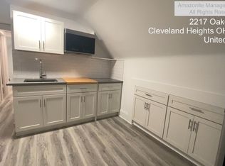 2217 Oakdale Rd Floor 3, Cleveland, OH 44118