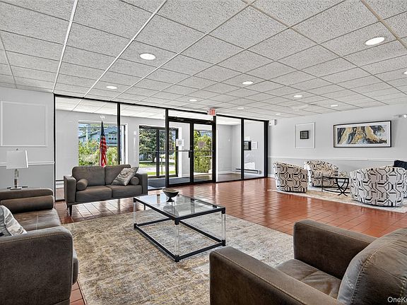 2nd image of 175 Maple Avenue #3G