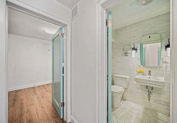 5th image of 129 E 80th St #1A