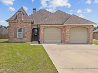 103 Cebby Ln, Youngsville, LA 70592