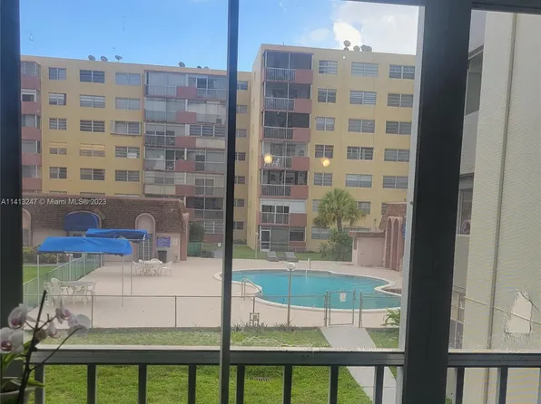 16450 Miami Dr APT 204, North Miami Beach, FL 33162